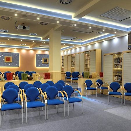 Krivan Hotel Karlovy Vary Esterno foto