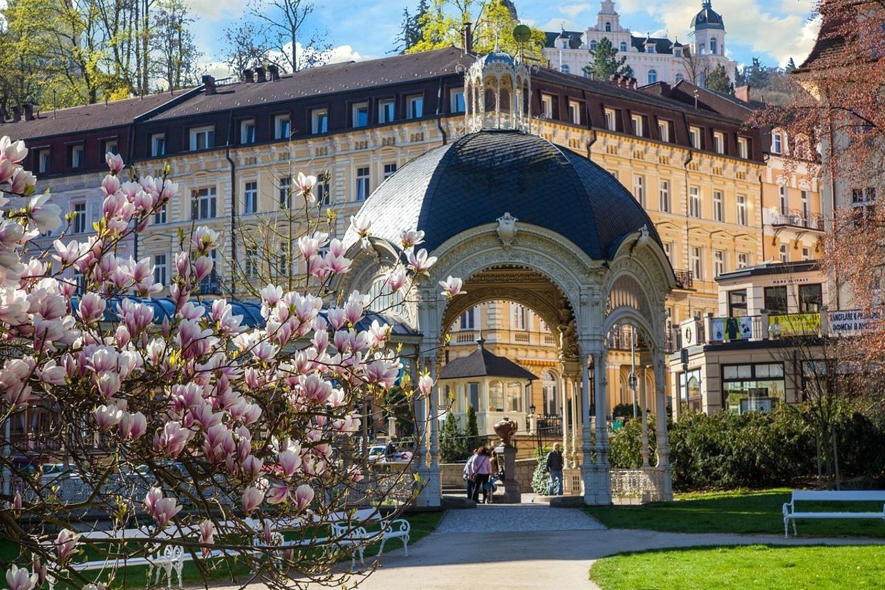 Krivan Hotel Karlovy Vary Esterno foto