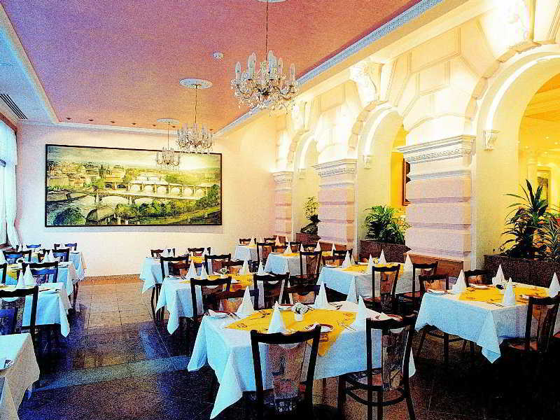 Krivan Hotel Karlovy Vary Esterno foto